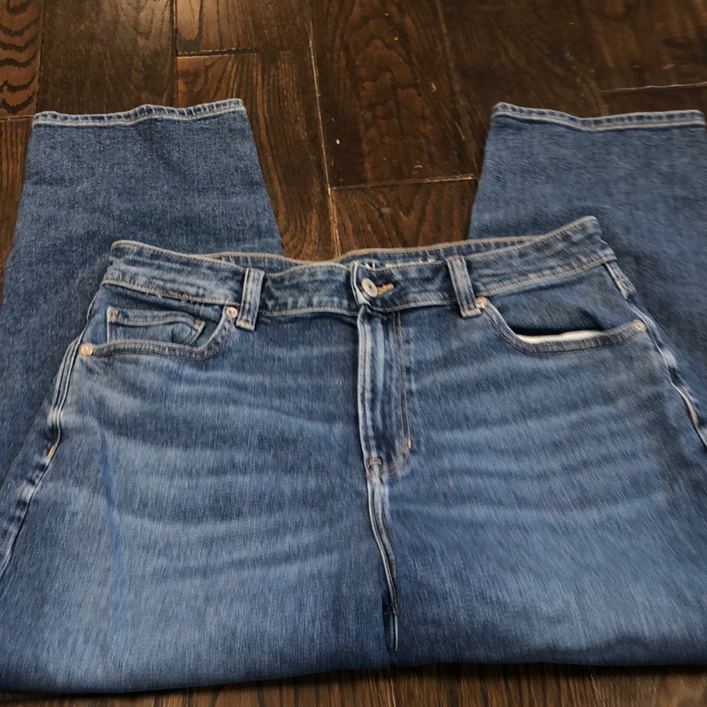 American Eagle MOM jeans size 12 xshort